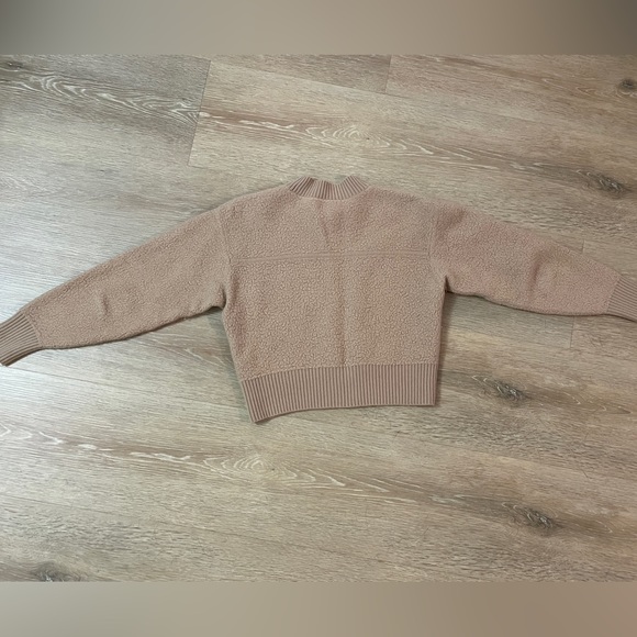 Aritzia babaton boucle brown sweater size xxs - Picture 9 of 11